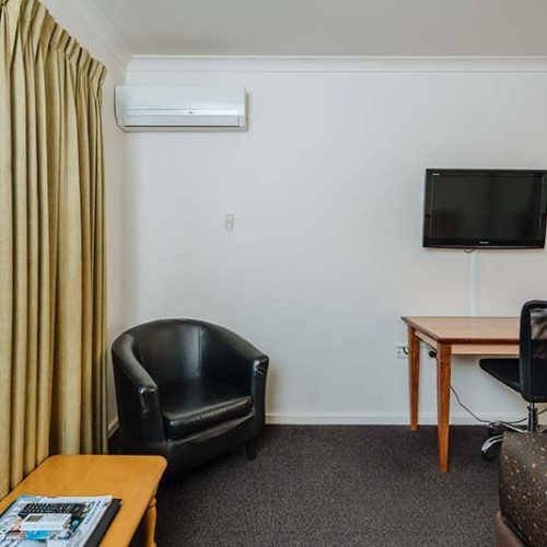 Luxury Motel Room 13-800x534