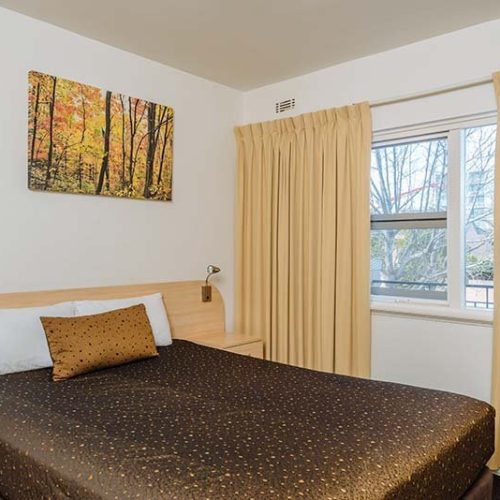 One Bedroom Apt for 2 Guests 7-800x534